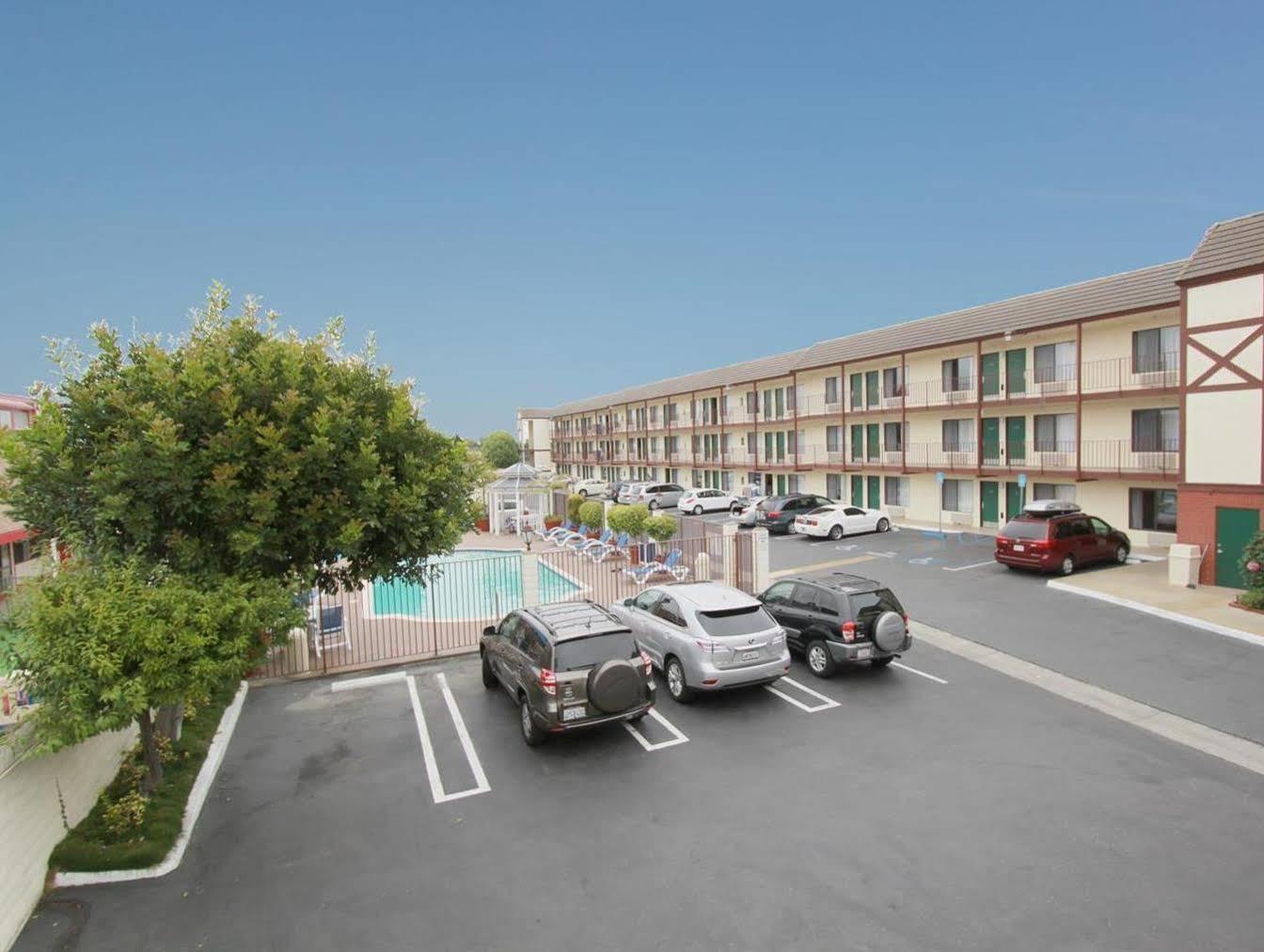 Best Western Surf City Huntington Beach Exterior foto